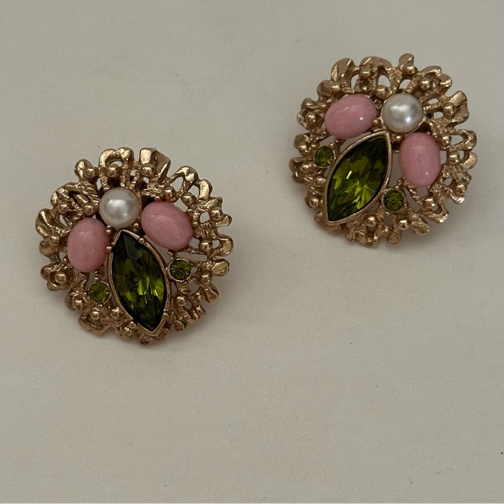 Vintage Sarah Coventry Brooch and Earrings Set - Picture 5 of 8